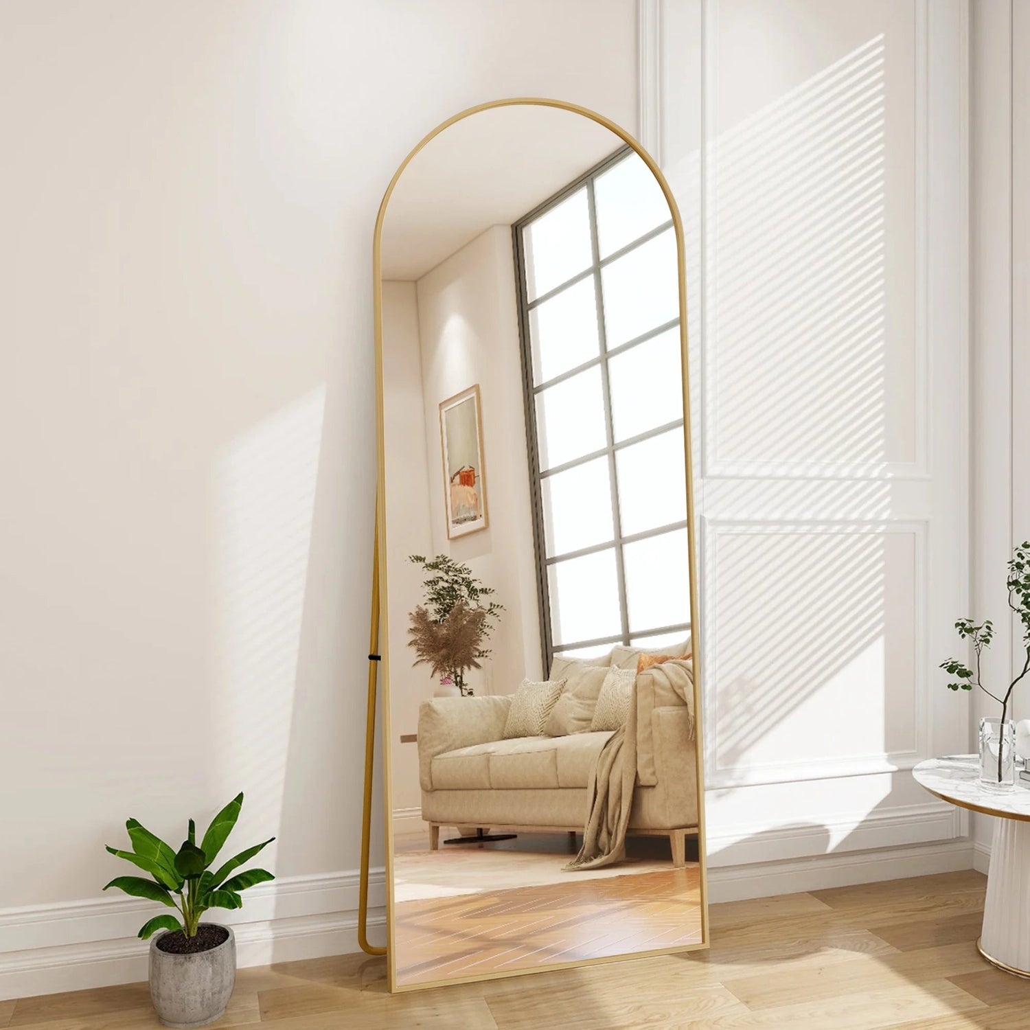 Miroir sur pied plein en aluminium élégant et moderne - Miroirlume